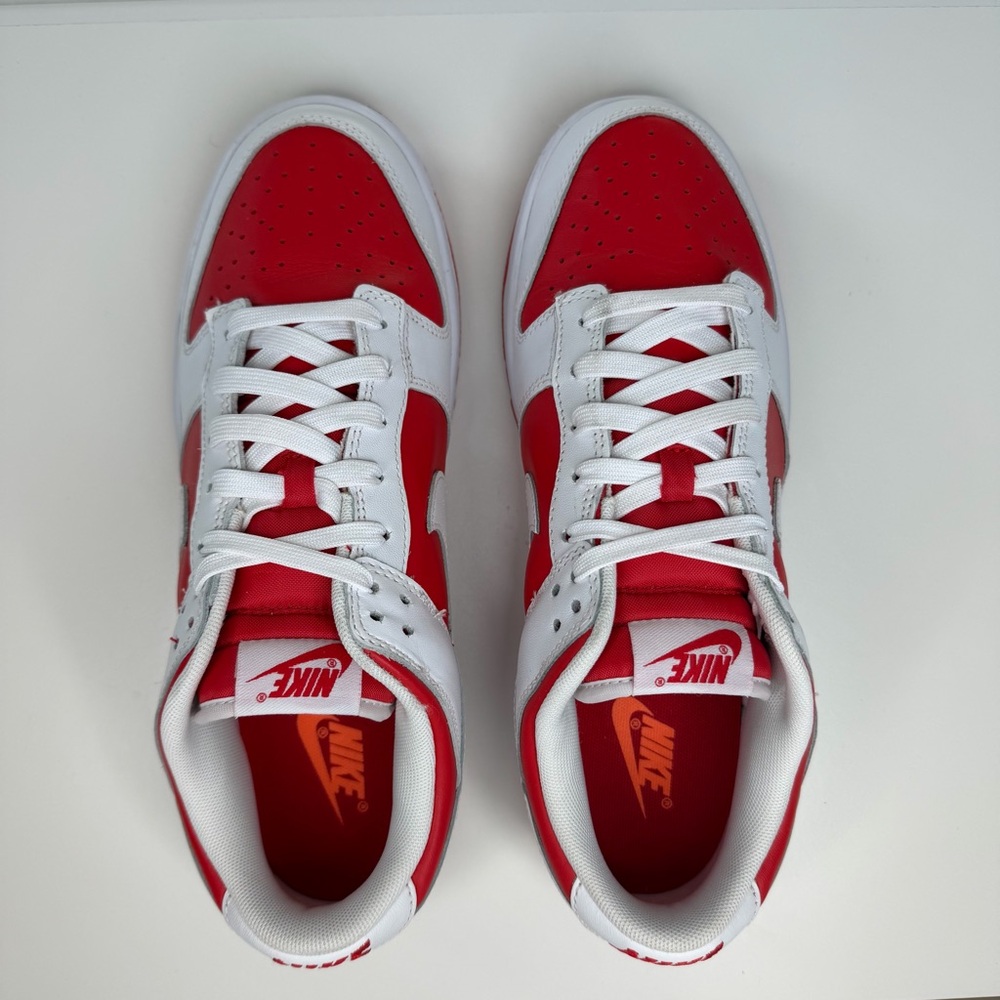 Men’s Nike Red and White Athletic Sneakers - Picture 5 of 8